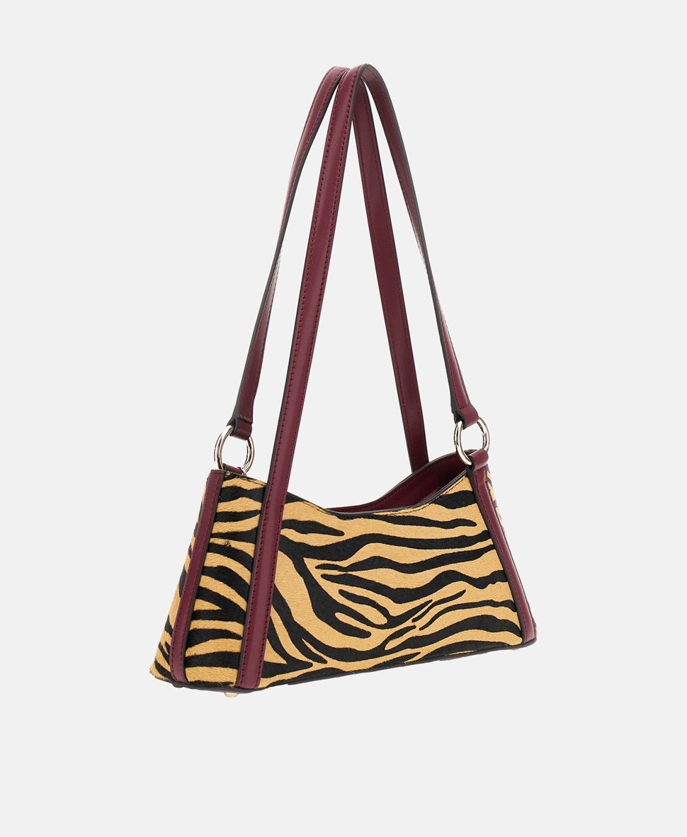 Guess Kožená kabelka přes rameno Černá 4