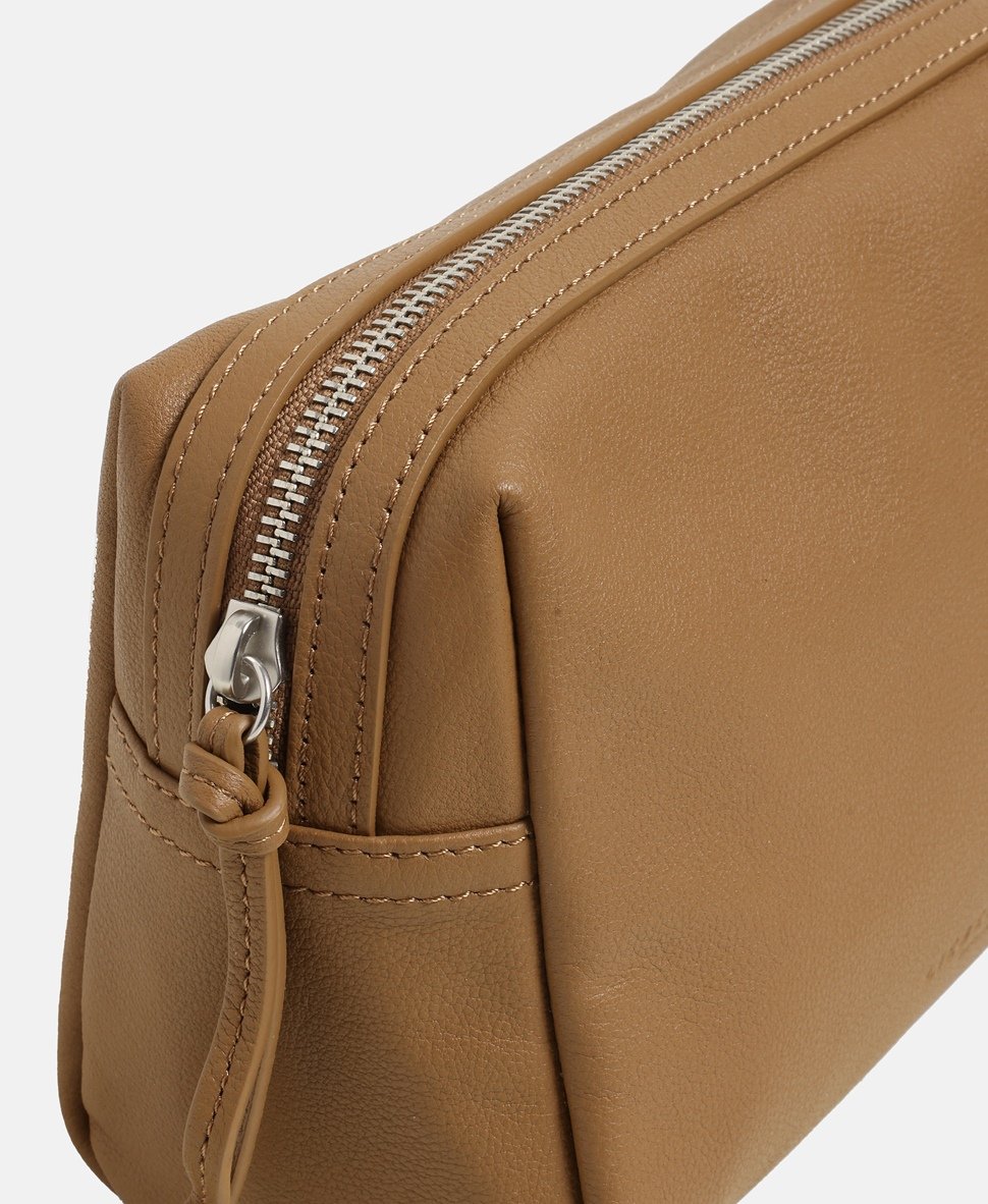 Liebeskind kožená taška na prádlo Černá 2