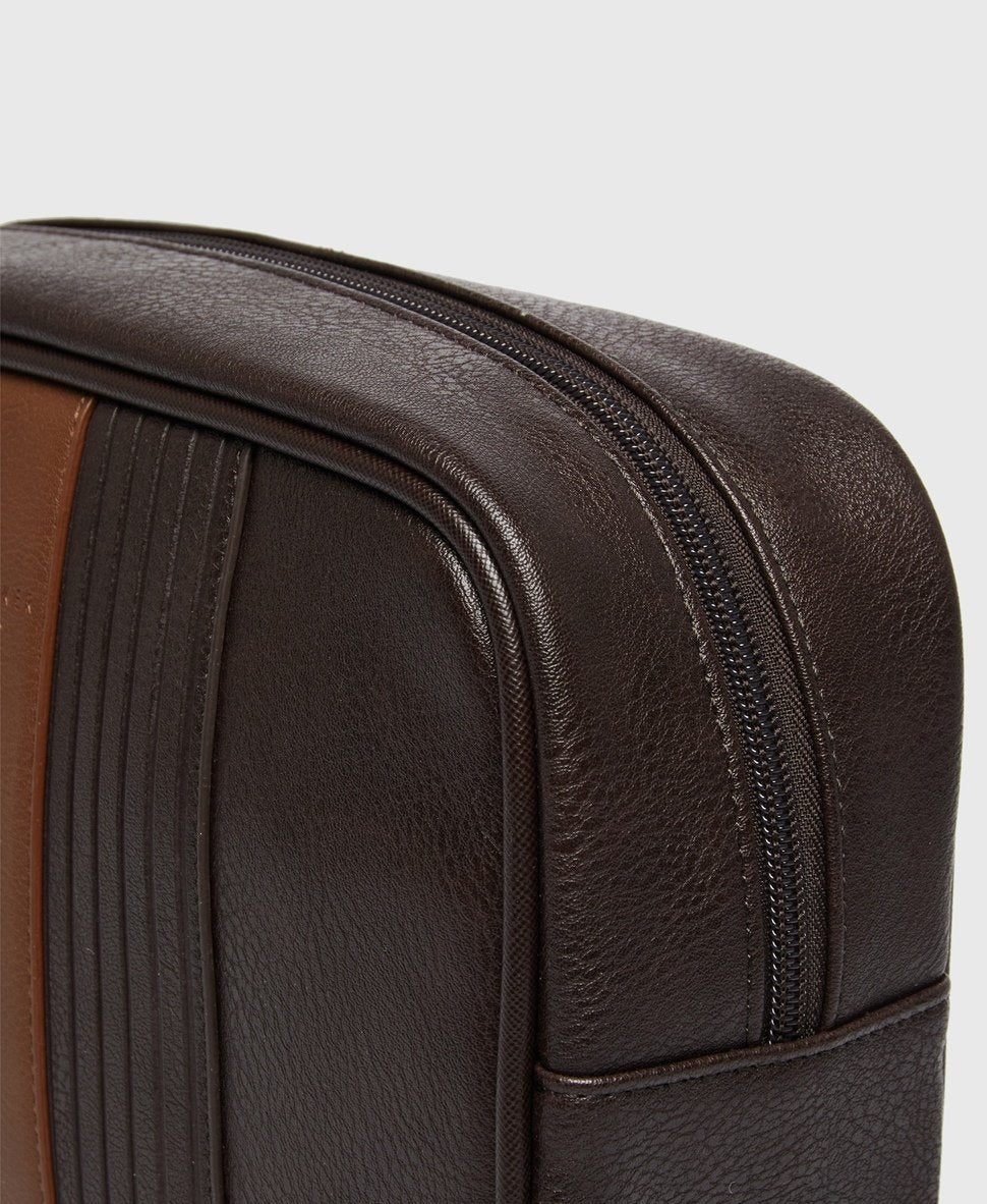 Ted Baker taška na prádlo Hnědá 2