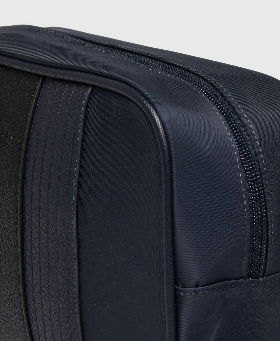 Ted Baker taška na prádlo Černá 2